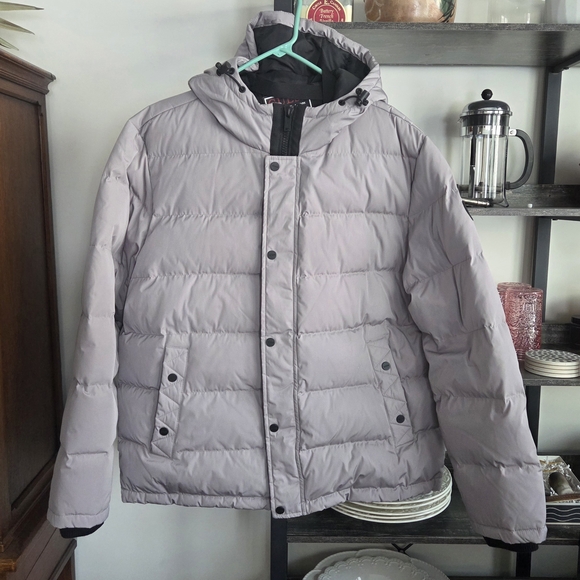 Guess Other - Guess Men's Gray Puffer Ski Snowboard Jacket NWOT Hooded XL Warm Cozy